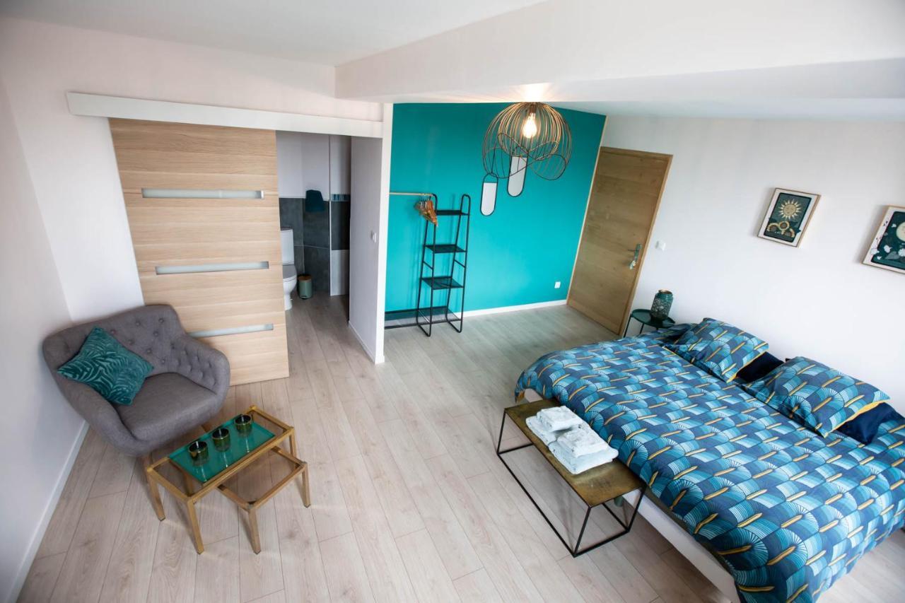 Au Bouchon Hotel Saint-Aigulin Buitenkant foto
