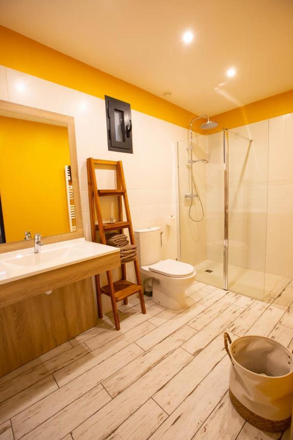 Au Bouchon Hotel Saint-Aigulin Buitenkant foto