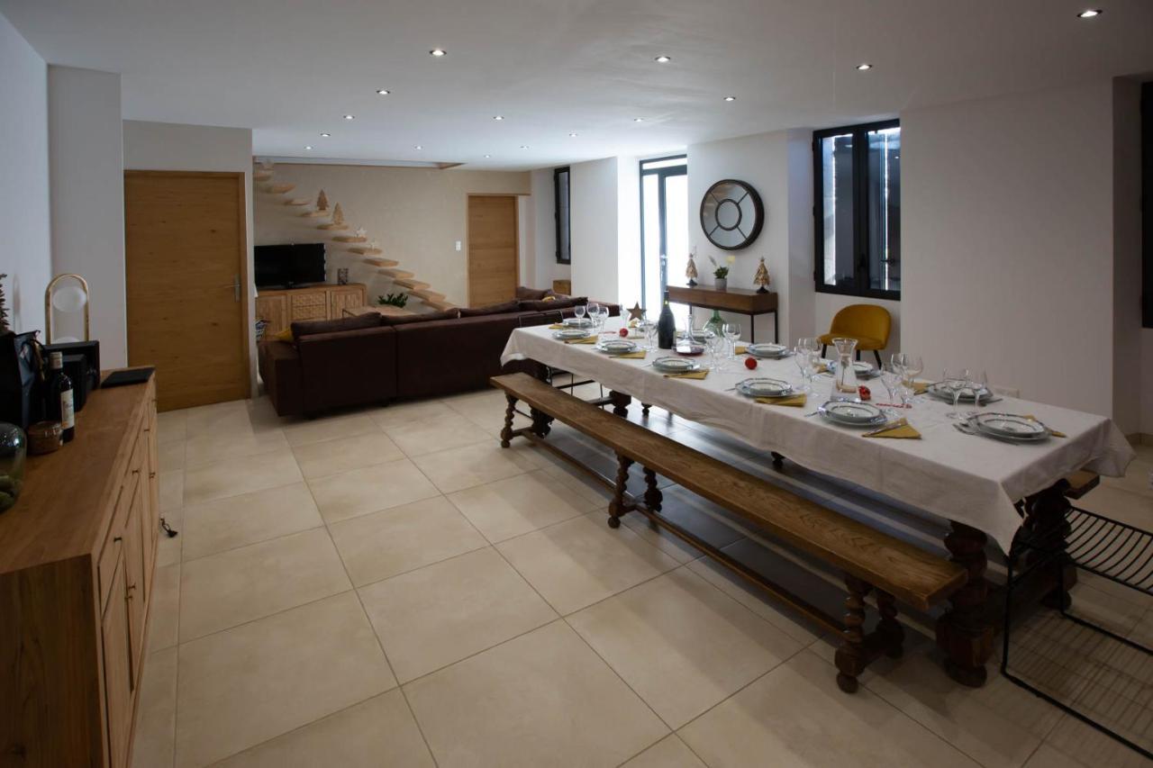 Au Bouchon Hotel Saint-Aigulin Buitenkant foto